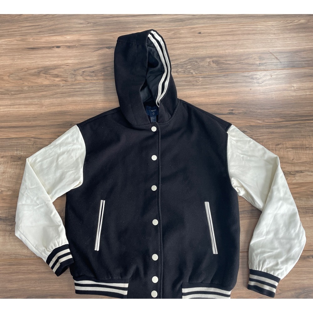 Forever 21 Women's Varsity Jacket Size Small Black/ White
